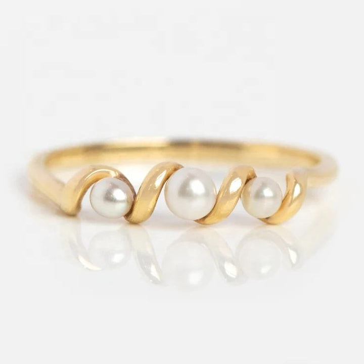 Layered Luminous Pearl Ring